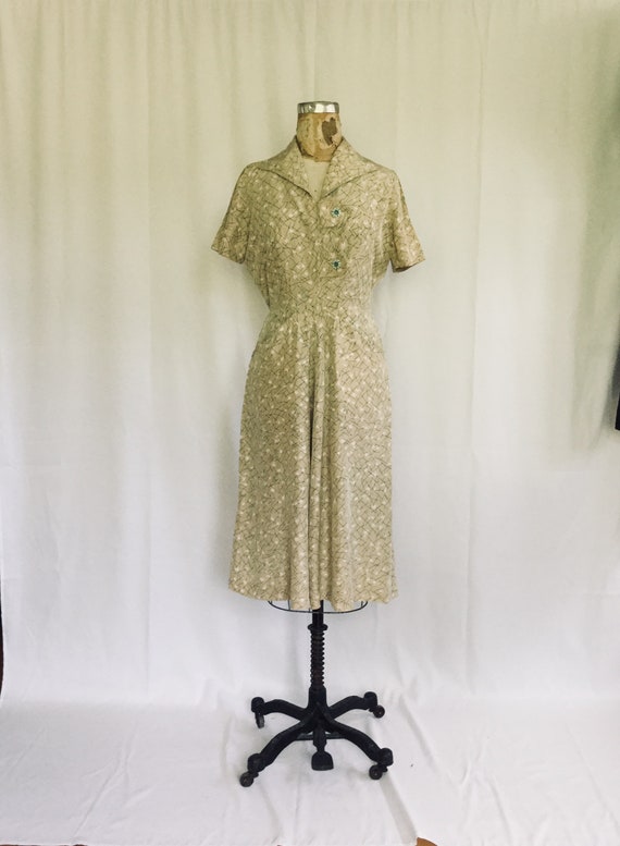 Vintage 40s shirtwaist dress | Vintage floral ray… - image 4