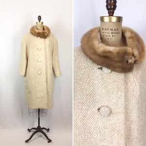 Vintage 50s coat | Vintage two tone cream boucle coat with mink collar | 1950s Lili Ann coat with fur collar