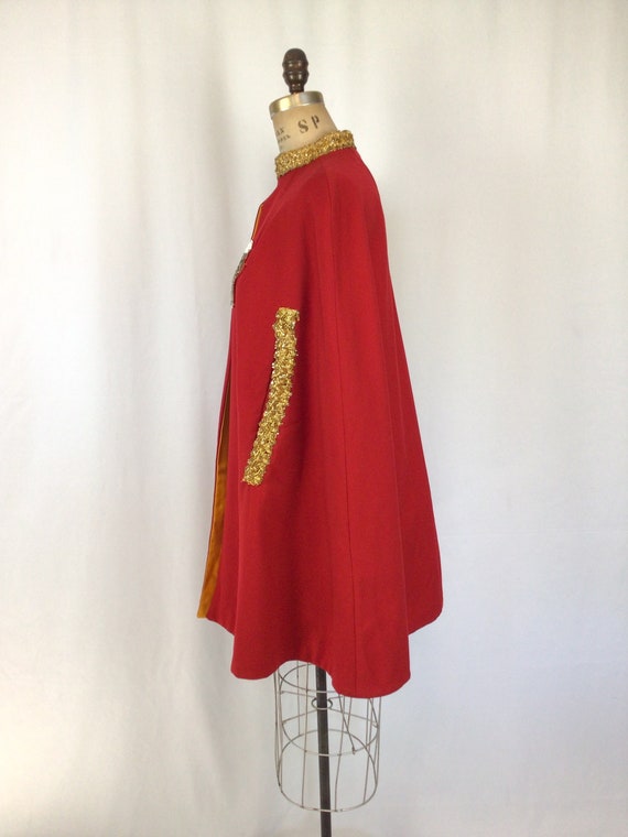 Vintage 1950s cape | Vintage red yellow Shriners … - image 5