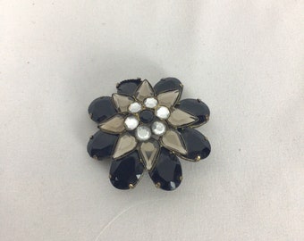 Vintage 50s brooch | Vintage black silver floral shaped rhinestone brooch | 1950's bead rhinestone costume jewelry brooch