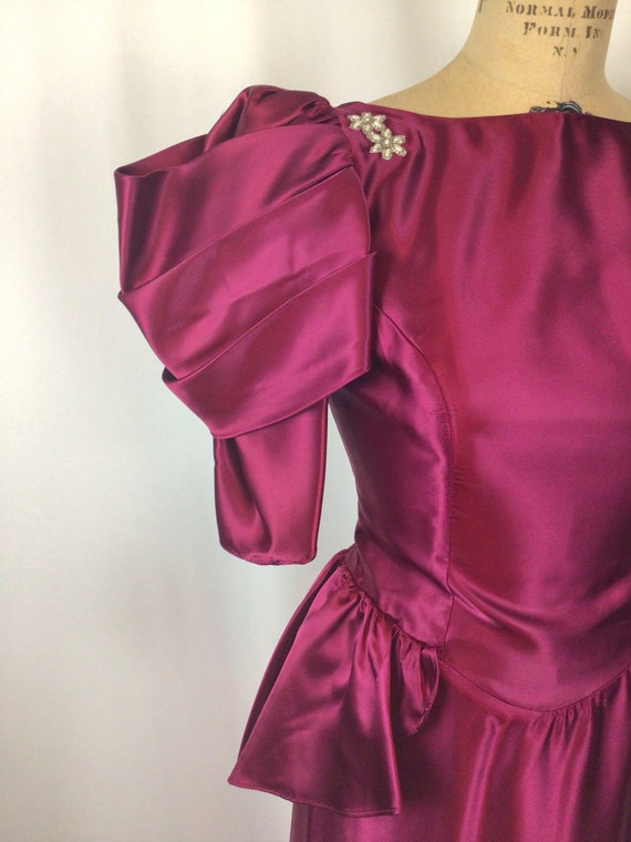 Vintage 60s evening dress | Vintage burgundy sati… - image 2