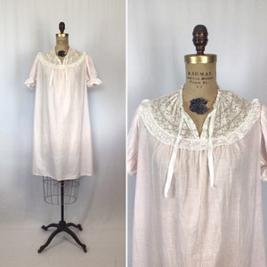 Vintage 50s Night dress | Vintage pale pink cotton and lace nightgown | 1950s babydoll nightie