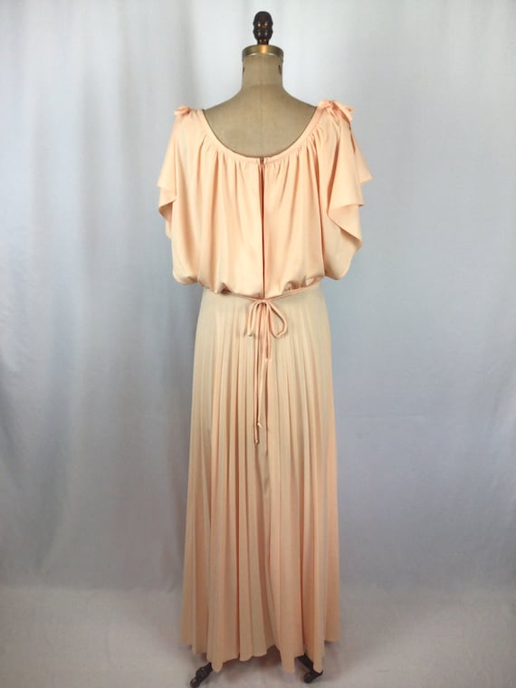 Vintage 70s dress | Vintage peach knit draped dre… - image 10