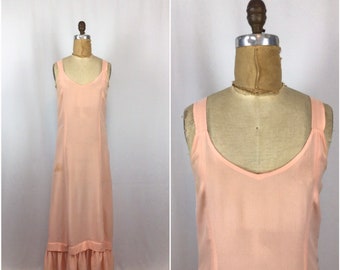 Vintage 30s nightgown | Vintage peachy pink silk crepe nightdress | 1930s long ruffled dress slip