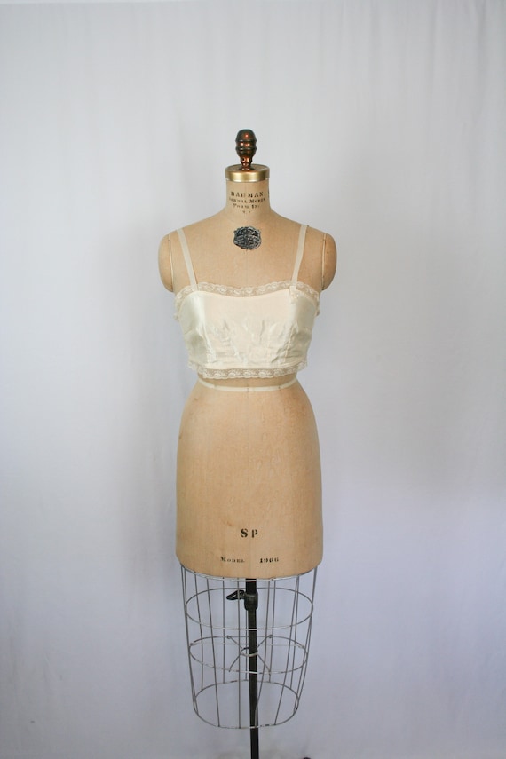 Vintage 20s brassiere | Vintage ivory satin bra |