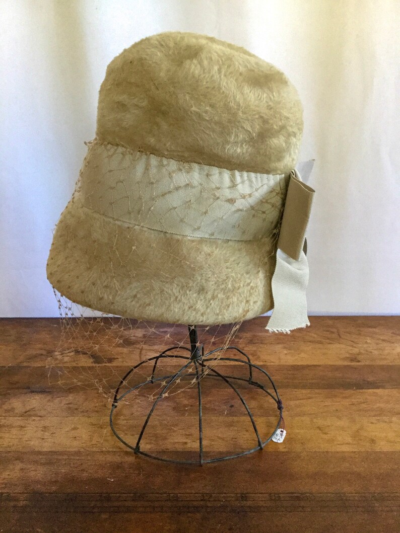 Vintage 60s hat vintage cream mohair fur hat 1960s Musketeer veiled hat bow winter hat image 6