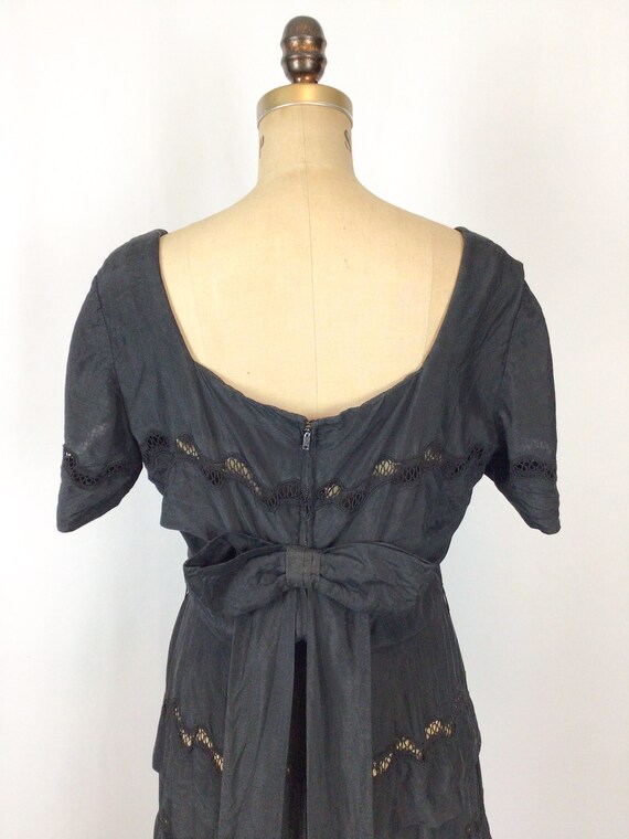 Vintage 30s dress | Vintage black silk and lace e… - image 7