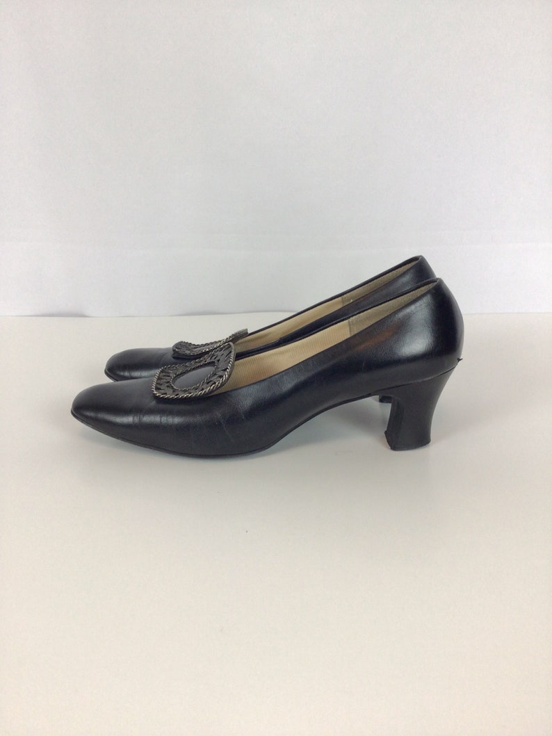 Vintage 50s pumps Vintage black leather high heel shoes 1950's Socialites buckle shoes image 6