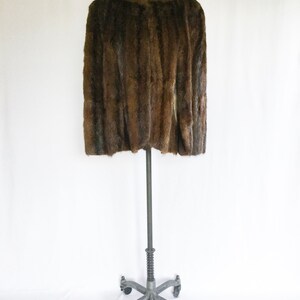 Vintage 50s fur cape Vintage rich striped brown mink cape Early 1950s Vancouver Fur factory mink fur cape stole image 4