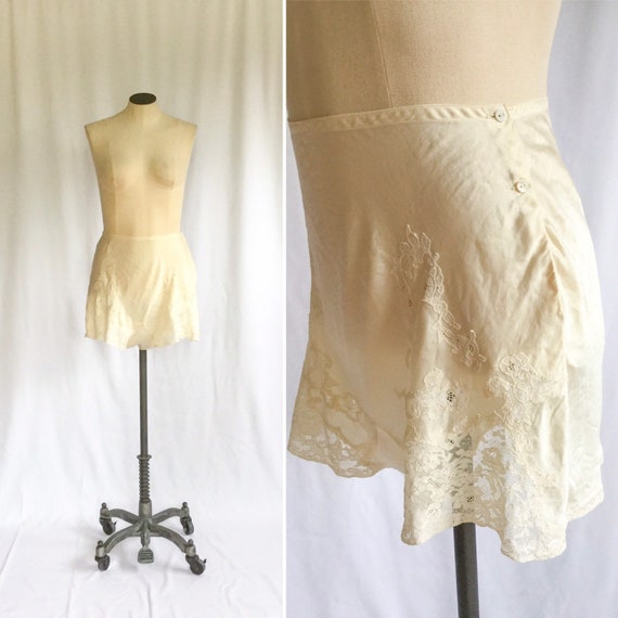 Vintage 40s tap pants | Vintage ivory silk tap sho