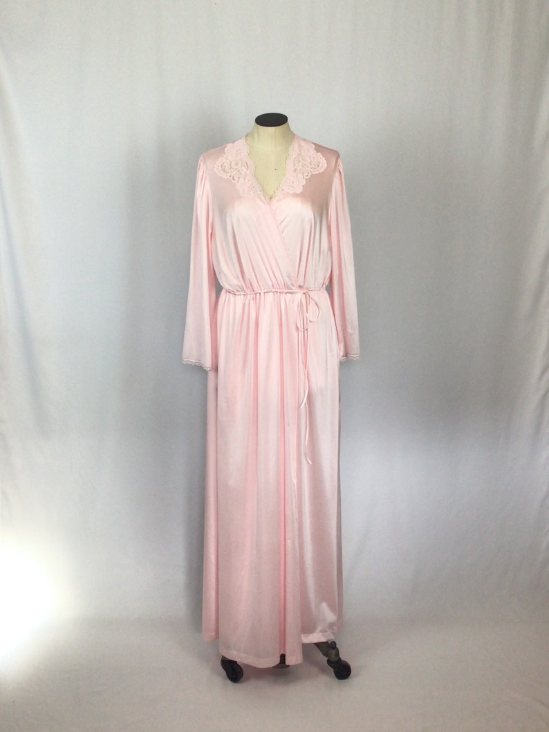 Vintage 60s Negligee set Vintage soft pink three piece pajama set 1960s Collections JC Penneys pjs and robe image 3