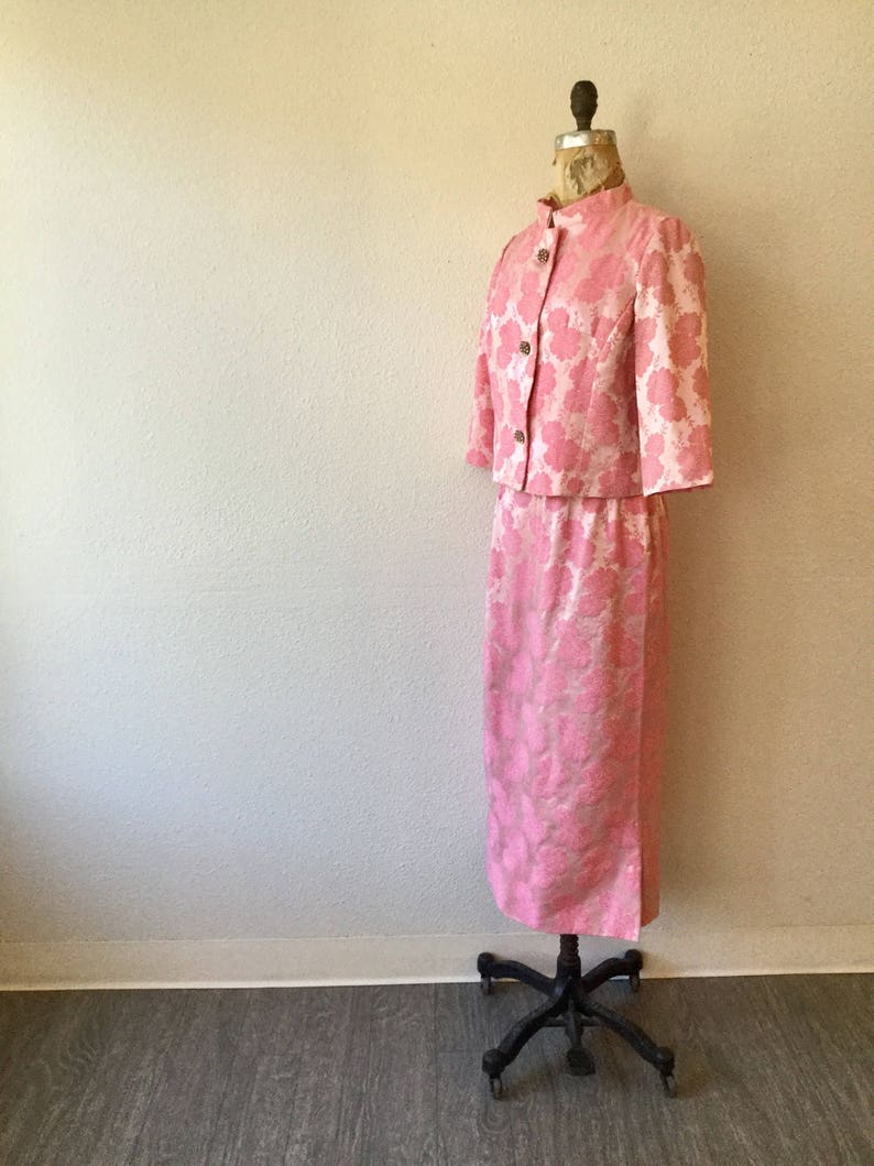 1960/'s Carol Brent Two Piece Suit Vintage pink rose brocade suit Rose 60s suit