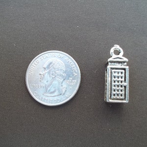 Police Phone Box Charm 3D - Who's Your Favorite Doctor Charm for DIY jewelry time or crafts