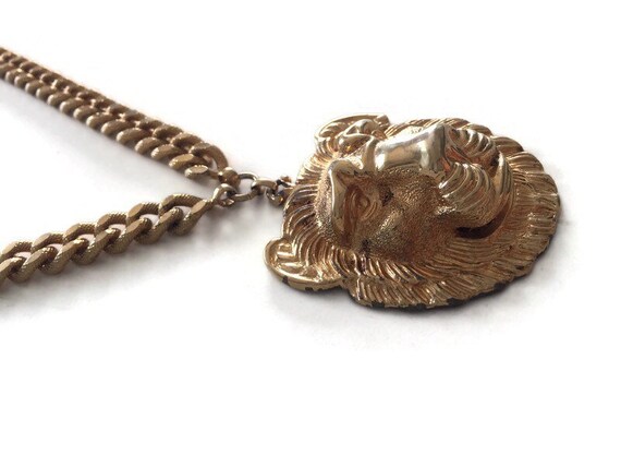 Nettie Rosenstein Gold Lion Pendant Necklace - image 3