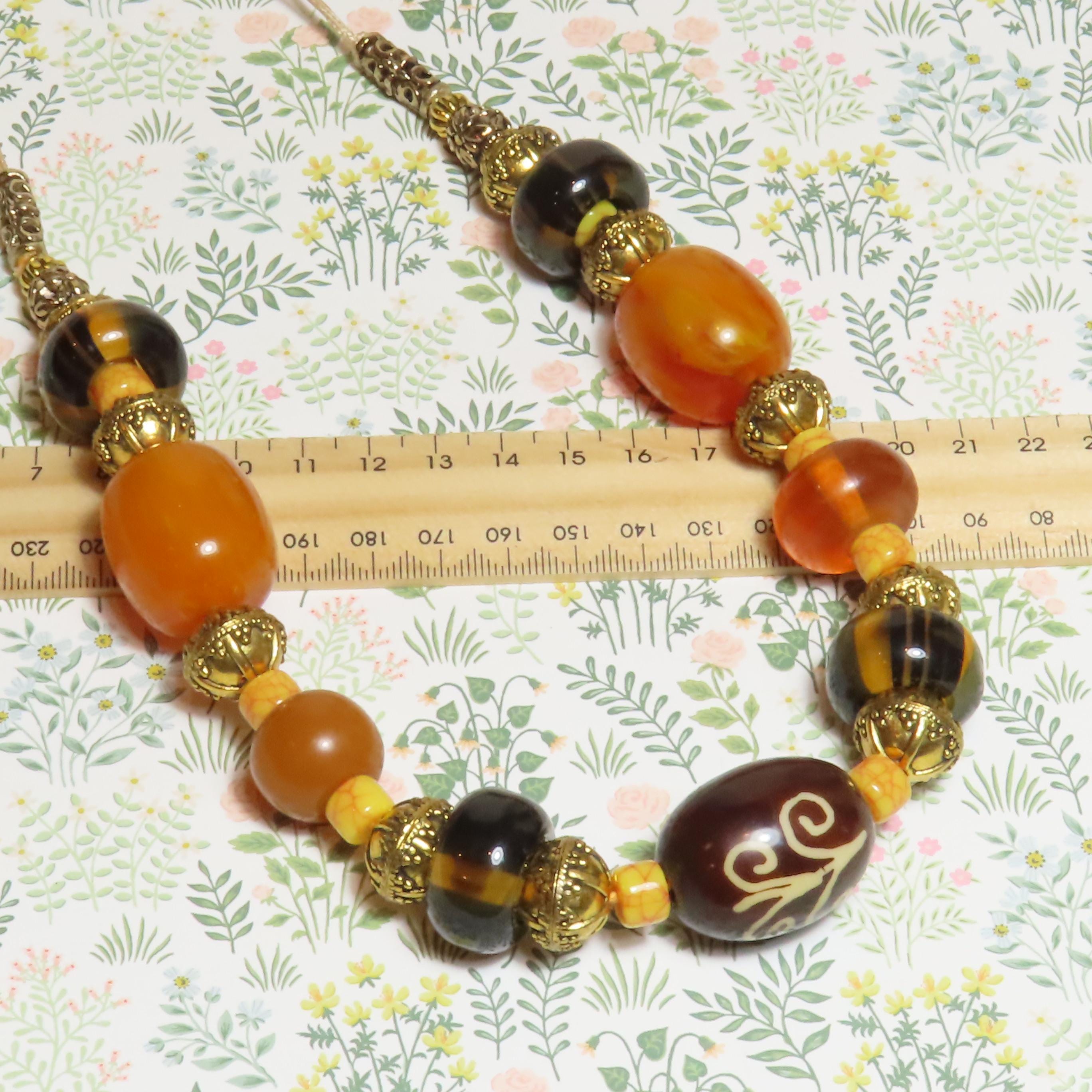 Collier perles résine marbrée et pendentif résine coeur marbré - France