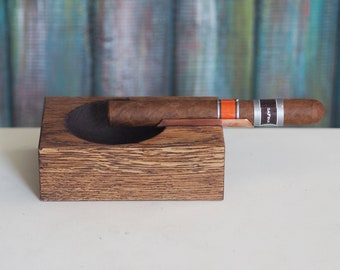 Wooden cigar ashtray - oak and copper, Oak wood cigar ashtray, copper ashtray, cigar ashtray