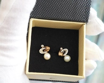 Vintage 8K .333 gold German handcrafted diamonds and pearl stud earrings, .8K gold