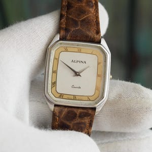 Vintage Alpina Unisex Quartz Watch – Swiss Made, 28 mm Case, Roman Numerals, New Leather Band