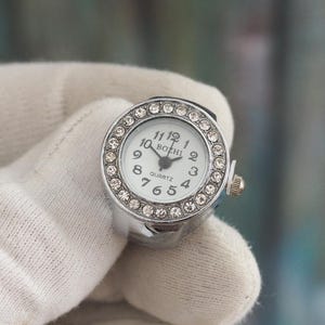Bozhi Womens Ring Watch Silver Rhinestone Bezel Quartz New Battery Stretch Band Bozhi Ring Watch Womens 20mm Hidden Dial Grey Crystal Floral  main image 3