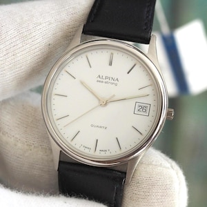 Vintage Alpina Sea-Strong Swiss Quartz Watch 33 mm Minimalist Dress Style with Date, Mint Condition, New Battery