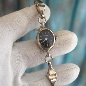 Orologio da donna vintage BERGANA – Argento 800, carica meccanica, cassa 17 x 21 mm, bracciale 170 mm, produzione tedesca, stile metà secolo, ben funzionante