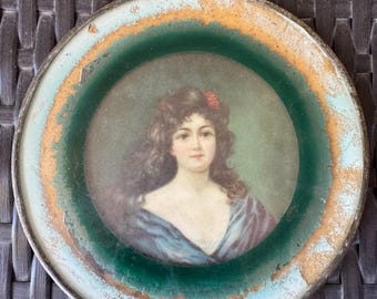 Antieke Victoriaanse decoratieve kachelpijp / schoorsteenkap portret van een mooie dame