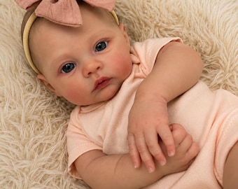 Realistic Newborn Baby Girl Doll – Lifelike Vinyl Nursery Collectible Toy
