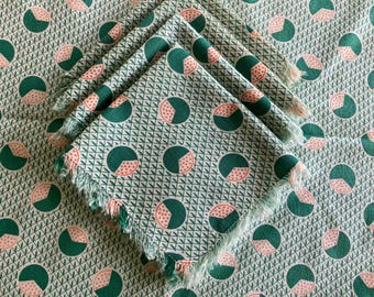 Vintage art deco geometric cotton print tablecloth with 4 napkins