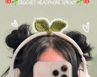 Crochet Headphone Sprout – Cottagecore Gaming Accessory