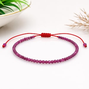 Armband mit natürlichem Rubin, facettiertes Rubinarmband, verstellbares Edelsteinarmband, Geburtsstein-Geschenk für Juli