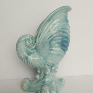 Vintage Nautilus Shell Vase – Aqua Drip Glaze Coastal Ceramic Planter