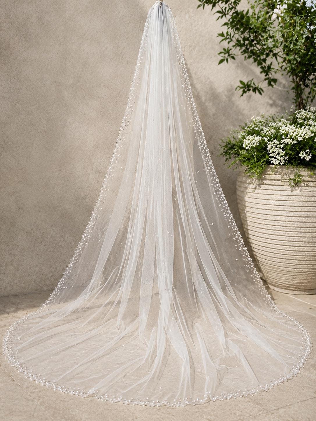 Crystal Beaded Bridal Veil, Sparkling Wedding Veil Edge, Elegant Tulle Accessories