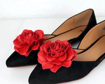 Red Leather Rose Shoe Clips: Floral Shoe Accessories (Set)
