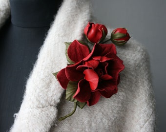 Rote Leder Rose Blume Brosche, Leder Rose Pin/Haarspange, Rote Blume, Leder Blume, Floral Brunch