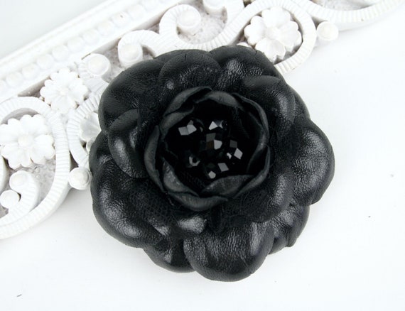 leasstudio Black Leather Camellia (3) Flower Brooch Hairclip, Black Clip, Floral Pin, Leather Accessories