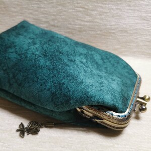 Luigi Satin Spectacle Case With Kiss-Lock Clasp – Soft Silk-Like