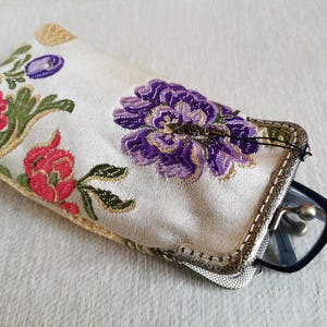 Brillenkoker, bloemen zonnebrillenkoker, kiss lock-brillenkoker, brillenzakje, vintage stijl brillenkoker, vrouwenkussluiting zonnebrillenkoker