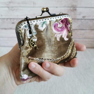 Coin Purse, vintage style Coin Purse, kiss lock purse, credit cards wallet, Kiss clasp wallet, fabric Coin Pouch, unique gift for her