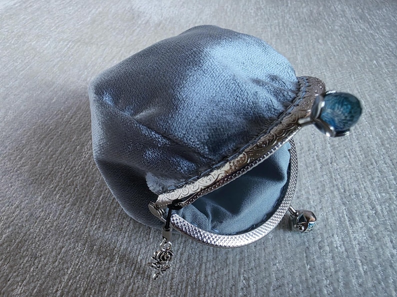 Coin purse, kiss lock coin purse, kiss clasp wallet, Handmade coin pouch, unique gift for her, retro style coin purse, vintage style wallet image 5