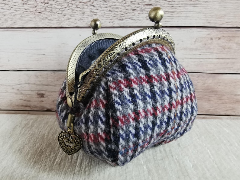 Coin purse, wallet with clip, kiss lock coin purse, handmade gift for her
