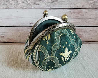 Coin purse, kiss lock coin purse, kiss clasp wallet, Handmade coin pouch, unique gift for her, retro style coin purse, vintage style wallet