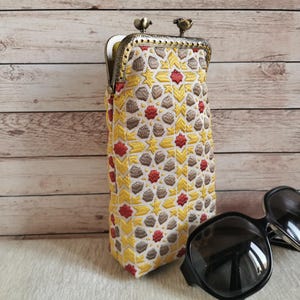 Estuche blando para gafas, estuche de tela para gafas de sol, billetera para gafas con cierre de beso, caja protectora de gafas de estilo retro, regalo único para ella, hecho a mano