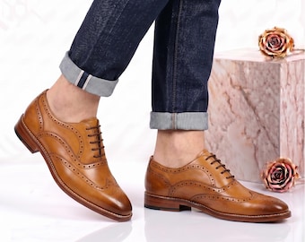 Handgefertigte Tan Leder Wingtip Brogues Herren Oxford Kleid Schuhe Honig Artisan Schuhe