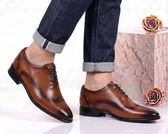 Bootera Männer handgemachte braune Leder Flügelspitze Oxford Schuhe geschwärzte Patina Brogue Anzugschuhe