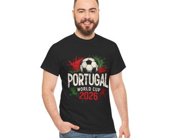ポルトガルワールドカップ2026 Tシャツ | 赤と緑のグランジサッカーファンTシャツ、サッカーサポーターギフト、セレソンシャツ