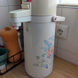 Vintage Tiger Airpot Vacuum Flask – 1.9L "Spring" Floral Pump Thermos Made in Japan