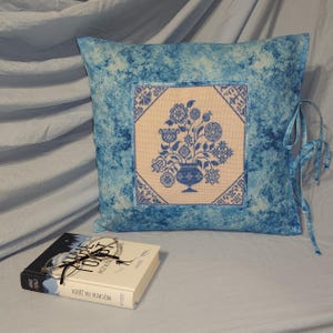 Flower Pot pillowcase with tie closures