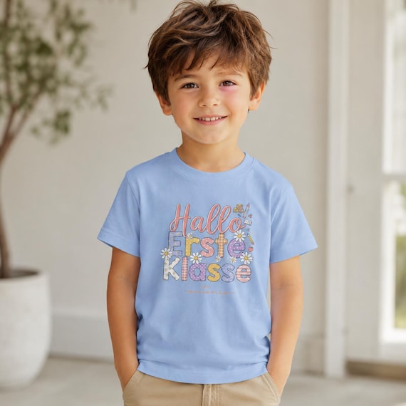 Weiteres Produktbild: Einschulungs-Shirt „Erste Klasse“ (personalisierbar)