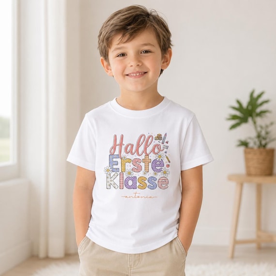 Weiteres Produktbild: Einschulungs-Shirt „Erste Klasse“ (personalisierbar)