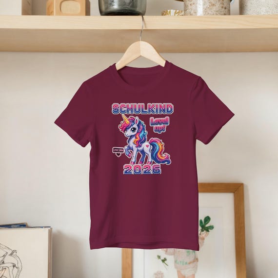 Weiteres Produktbild: Regenbogen-Einhorn-Shirt zur Einschulung